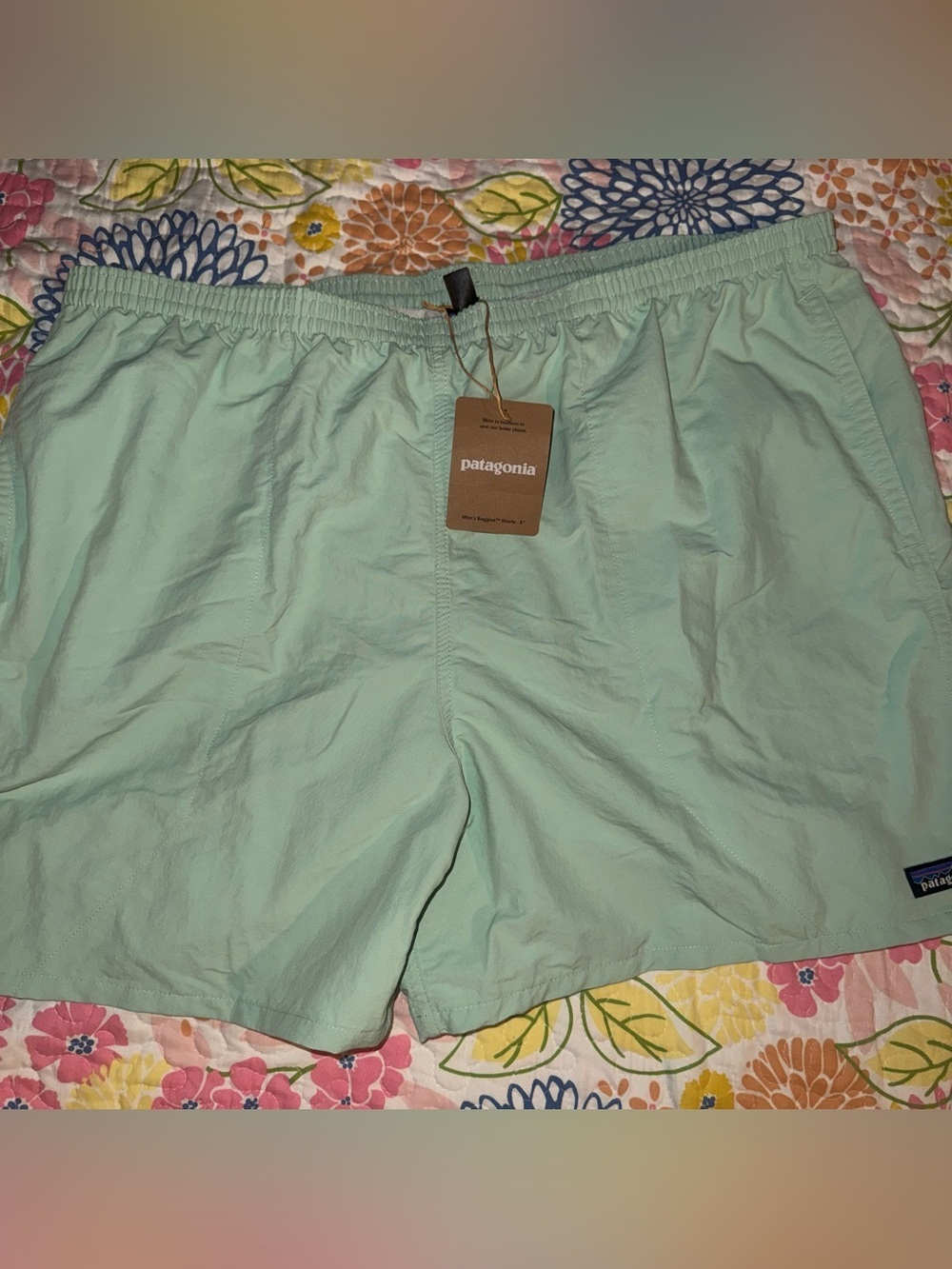 NWT xxl Patagonia Men's 5" Baggies Shorts
